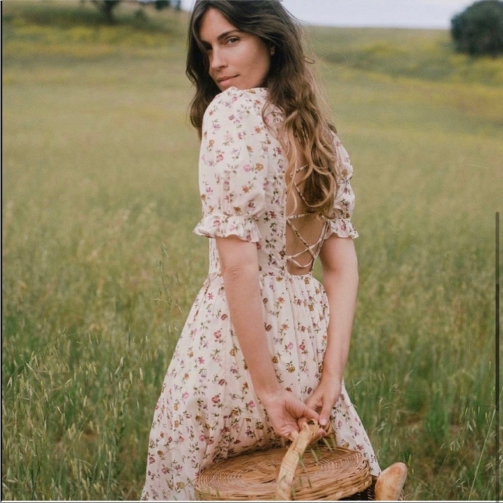 Christy Dawn Dress The Amalia Midi Dress | Cream Garden Floral Size M